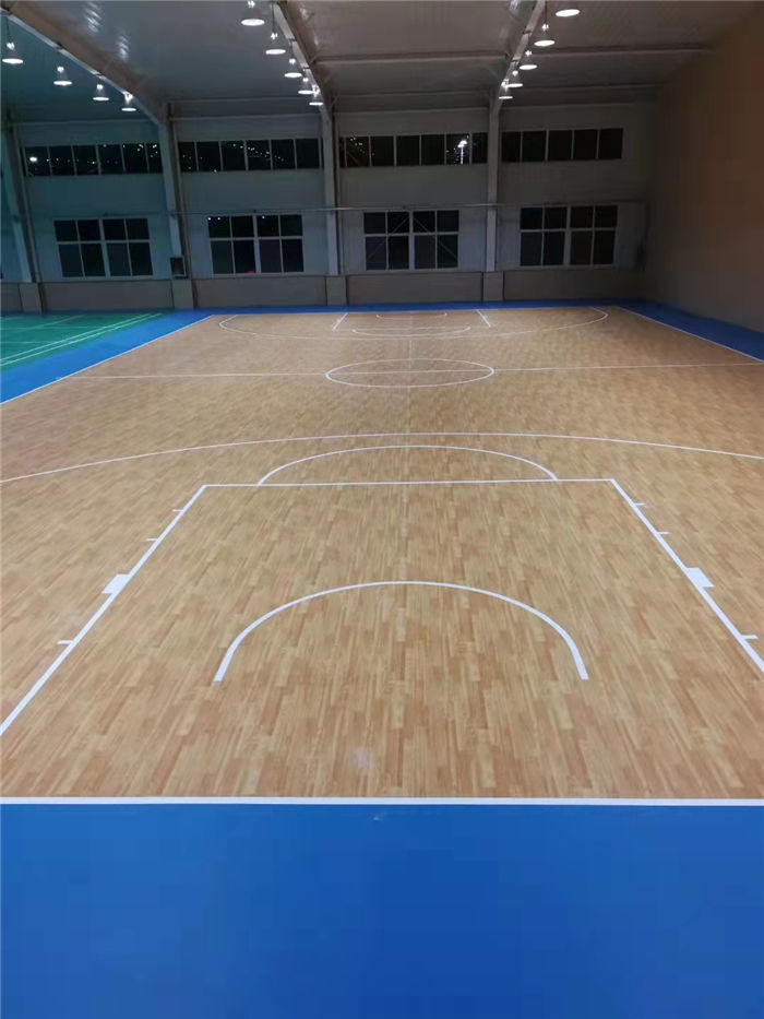 楓木紋籃球場(chǎng)
